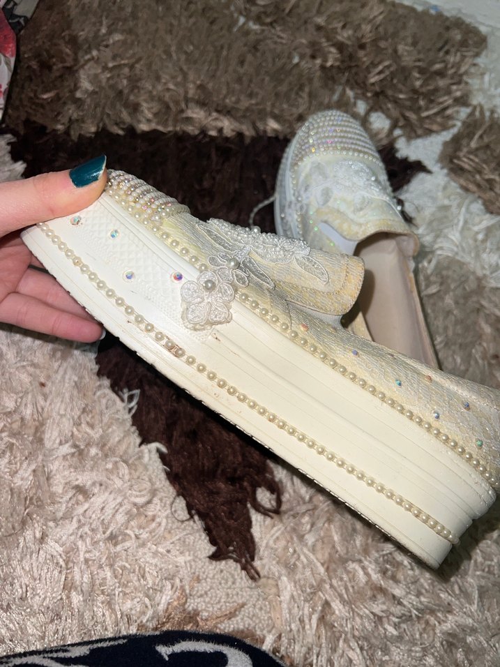 Dantel İşlemeli Bej Dolgu Topuklu Kadın Babet - Görsel 2