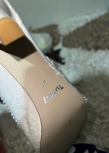 Dantel İşlemeli Beyaz Dolgu Topuklu Kadın Ayakkabı - Görsel 8