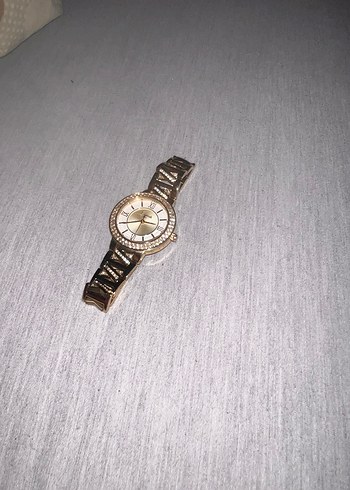 Altın Renkli Kadın Kol Saati - Görsel 8