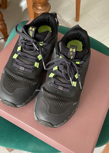 Under armour  Gri Erkek Spor Ayakkabısı Velcro Detaylı - Görsel 2