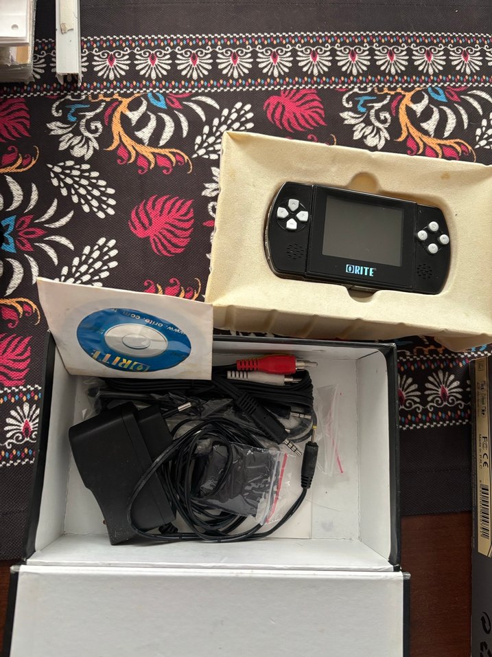 Vintage ORITE PMP100 Taşınabilir Multimedya Oynatıcı - Görsel 2