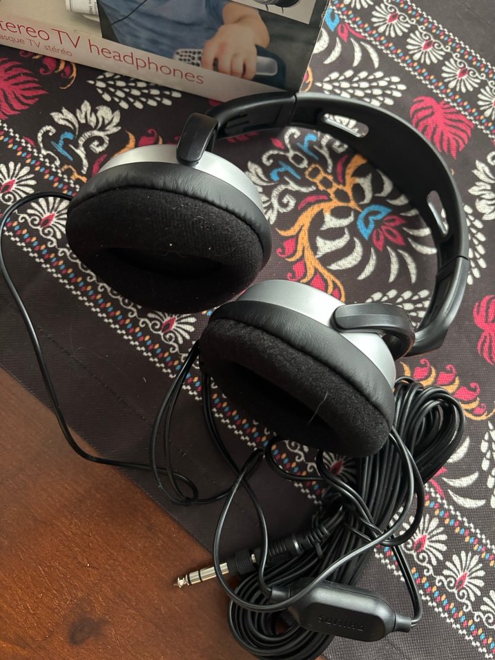 Philips Gri Stereo TV Kulaklıkları - Görsel 3