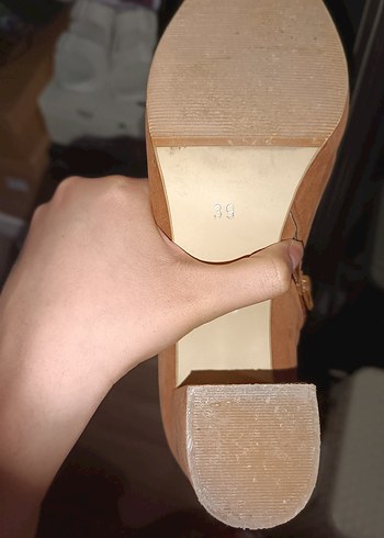 39 Numara Süet Topuklu Bot  Sıfır, Hiç Giyilmedi - Görsel 7