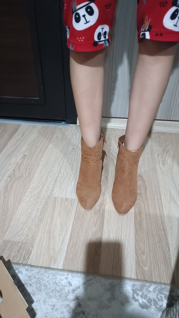 39 Numara Süet Topuklu Bot  Sıfır, Hiç Giyilmedi - Görsel 3