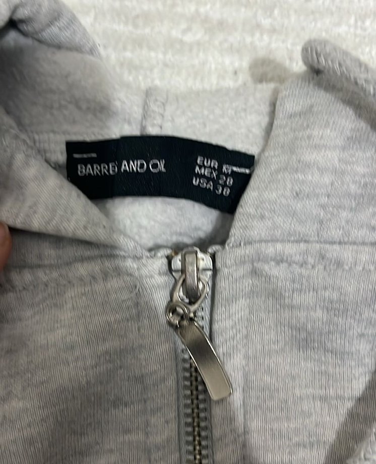 Gri hırka - Görsel 3