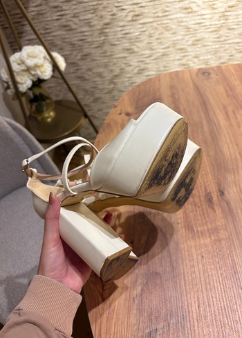 Beyaz Hakiki Deri Platform Topuklu Gelin Abiye Ayakkabı - Görsel 3