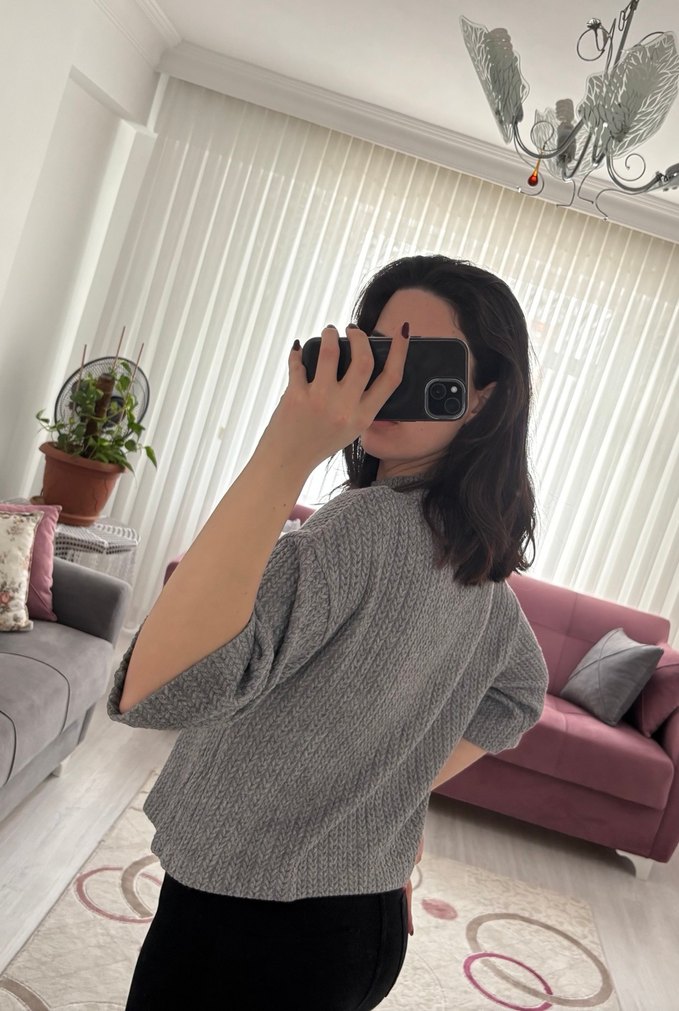 Gri Yüksek Yakalı yarım kollu Örgü Kadın Kazak - Görsel 2