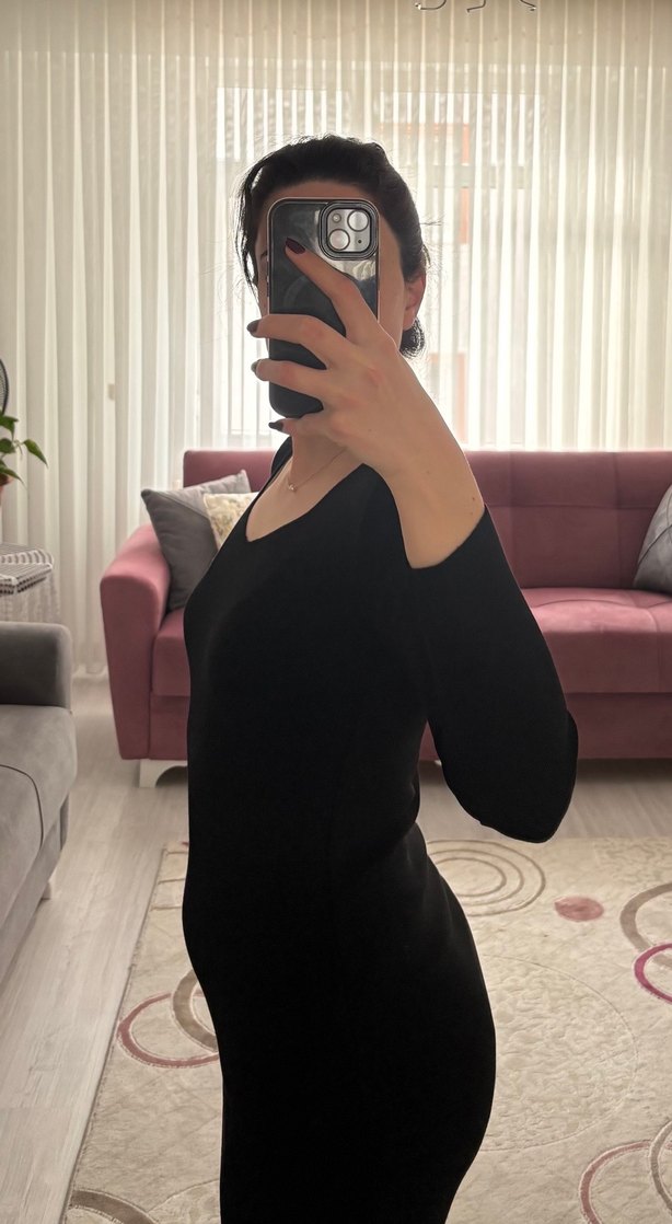 Siyah V Yaka Uzun Kollu Midi Elbise - Görsel 3