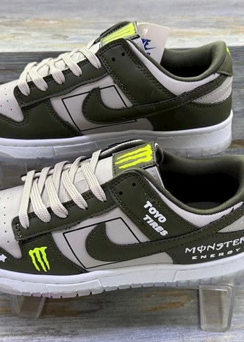 Nike Beyaz Gri Desenli Spor Ayakkabı - Görsel 2