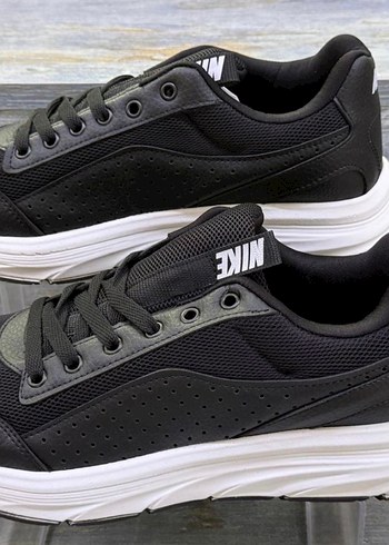 Nike Siyah  Bağcıklı Spor Sneaker - Görsel 2