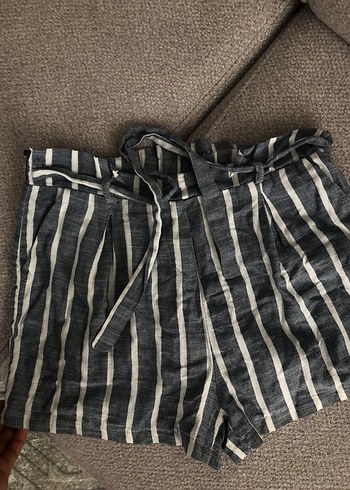 Gri Çizgili Bol Kesim Keten Hamile Şortu - Görsel 2