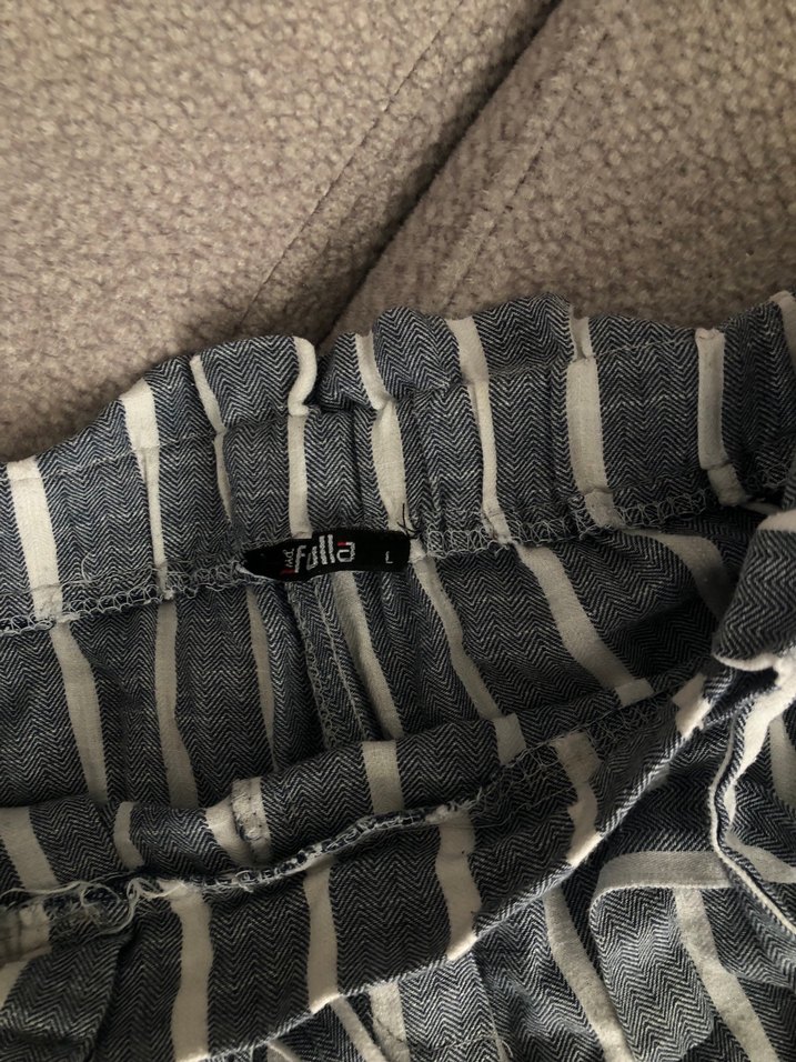 Gri Çizgili Bol Kesim Keten Hamile Şortu - Görsel 4