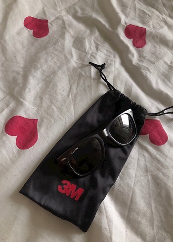 Bordo Kadın Gözlük, Fırfırlı Detaylı - Görsel 3