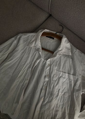 Düğmeli Beyaz Keten Kadın Gömlek - Görsel 3