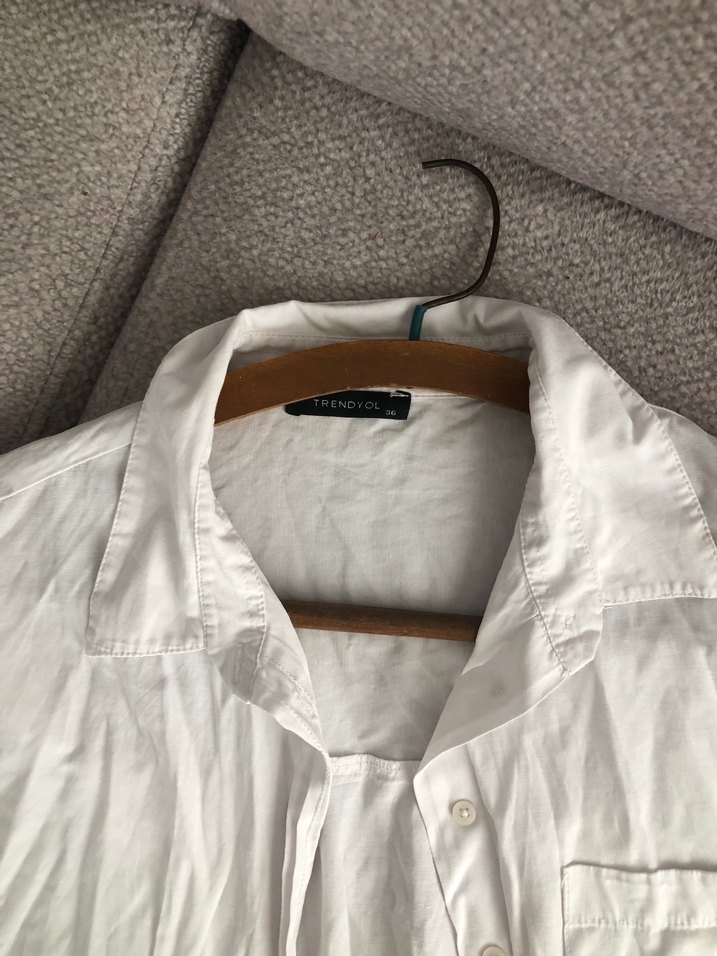 Düğmeli Beyaz Keten Kadın Gömlek - Görsel 4