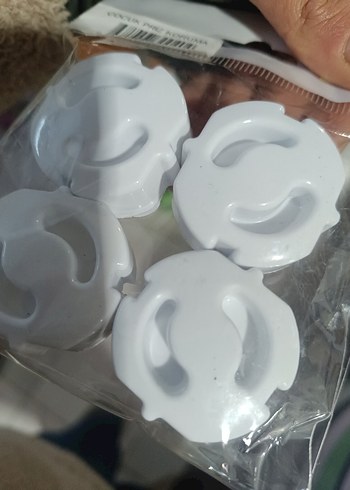 Beyaz Çocuk Priz Koruyucu 4'lü Set - Görsel 3