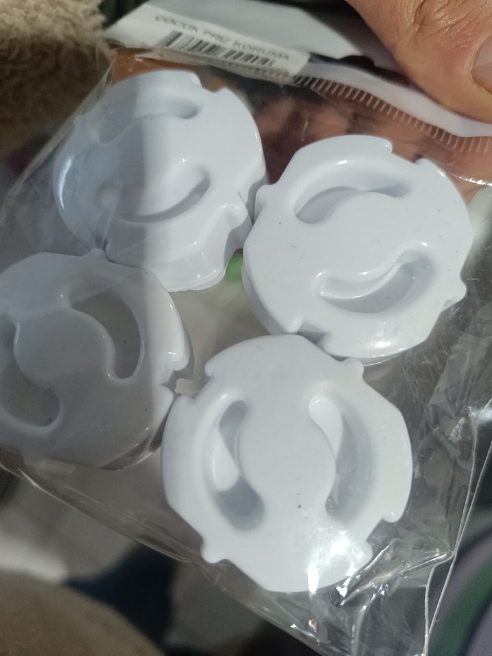 Beyaz Çocuk Priz Koruyucu 4'lü Set - Görsel 3