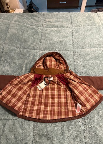 Kahverengi Kapüşonlu Kışlık Mont - Görsel 2