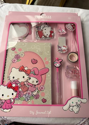 Hello Kitty & Friends Kırtasiye Seti - Görsel 3