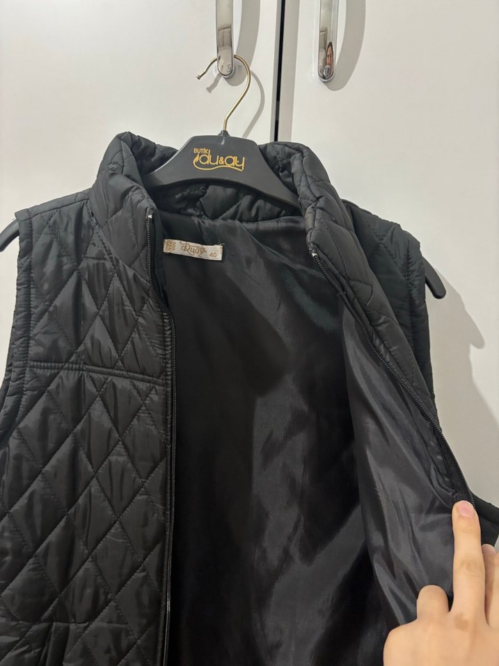 Kadın Siyah Uzun  Şişme Yelek - Görsel 5