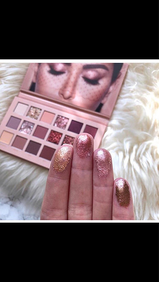 Huda Beauty Huda beauty far paleti