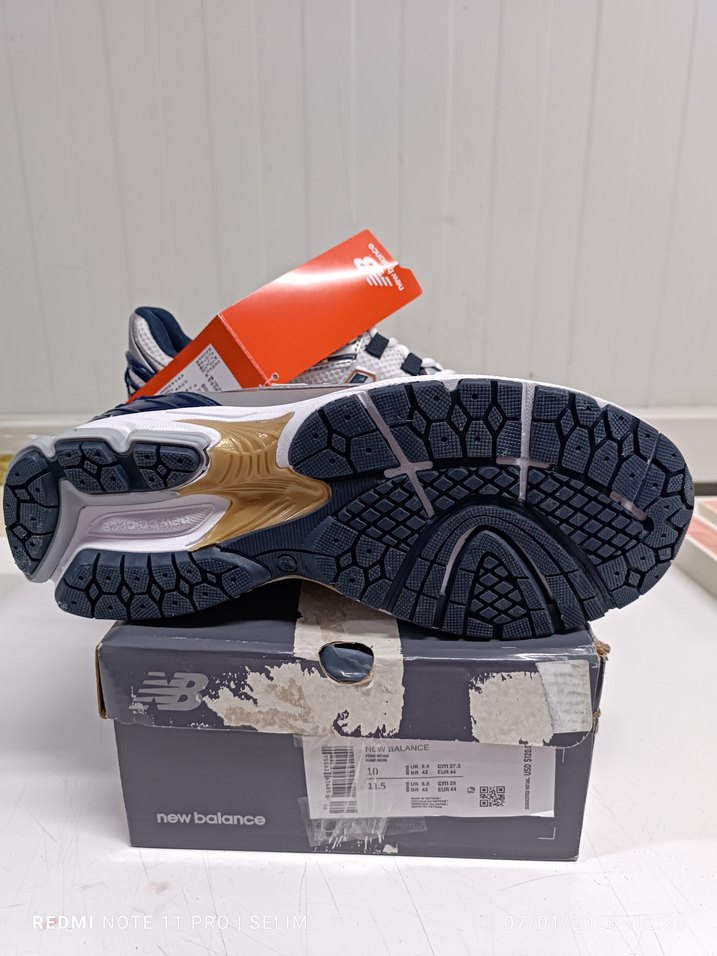 New Balance 1906 Erkek Spor Ayakkabı Beyaz Gri - Görsel 2