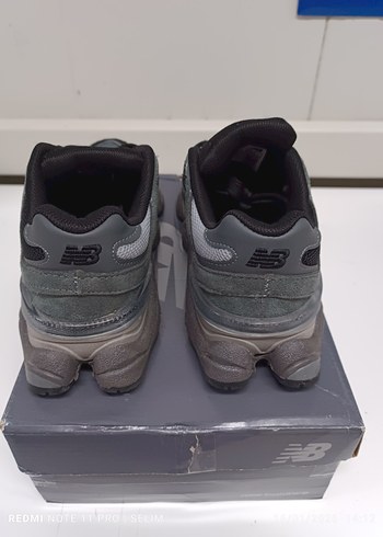 New Balance 9060 Gri Kadın Spor Ayakkabı - Görsel 6