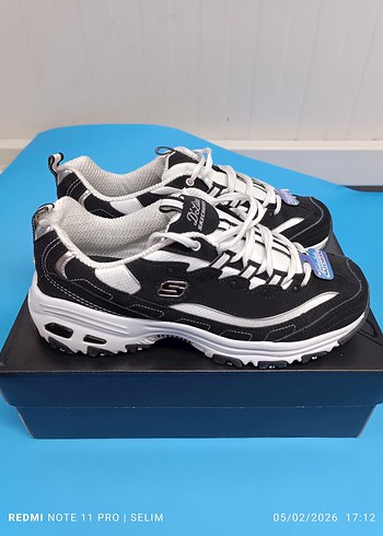 Skechers 43