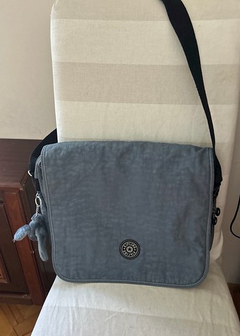 Kipling ürünü