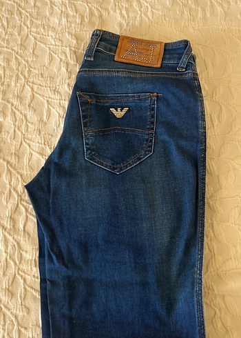 Armani Jeans ürünü