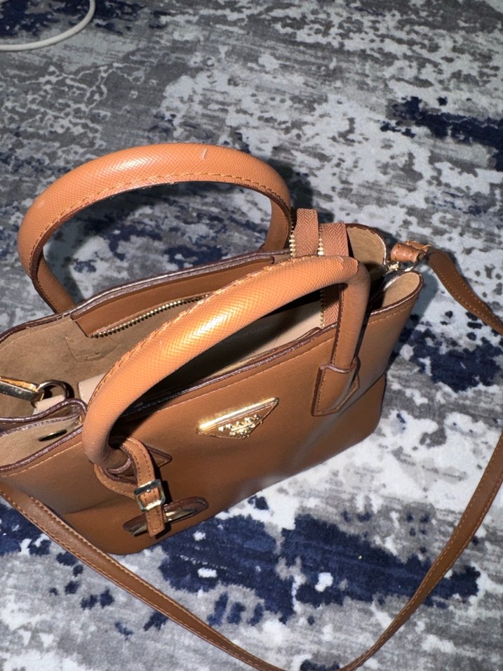 Bej Deri Prada Kadın Çanta - Görsel 2