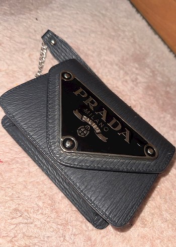 Prada Zincir Detaylı Siyah Deri Kadın Çanta - Görsel 2