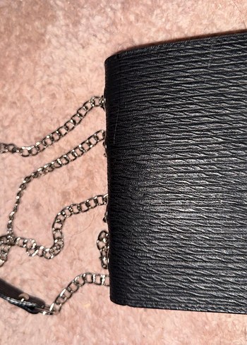 Prada Zincir Detaylı Siyah Deri Kadın Çanta - Görsel 5