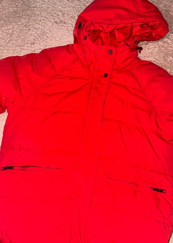 Kırmızı Kapüşonlu Kadın Kış Montu - Görsel 6