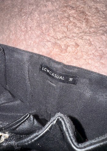 Siyah Deri Kadın şort - Görsel 4