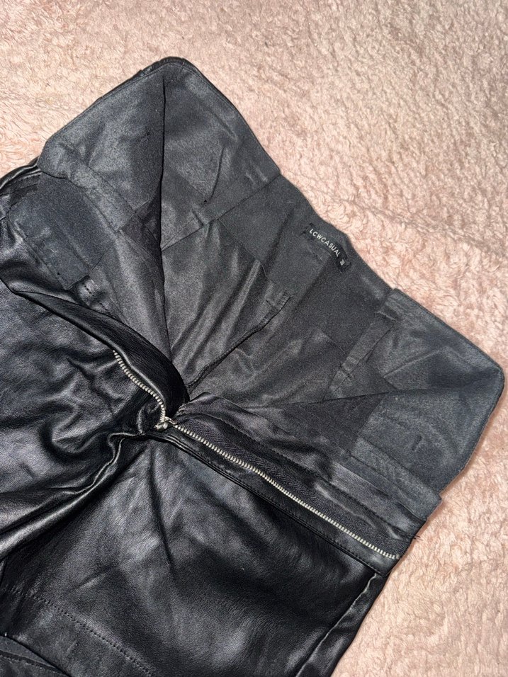 Siyah Deri Kadın şort - Görsel 5