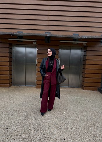 Zara Siyah Uzun Deri Ceket