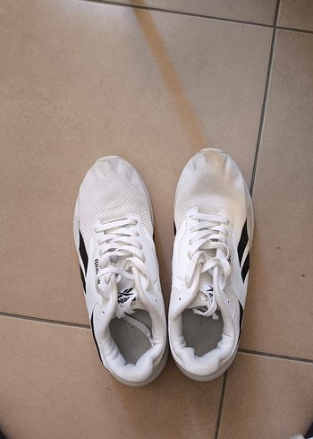 Reebok Beyaz Spor Ayakkabi