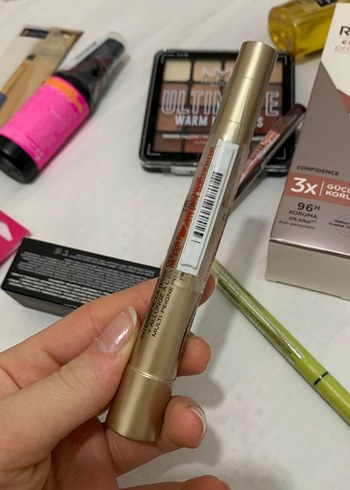 L'Oreal Paris Teleskopik Maskara Parlak Bej - Görsel 2