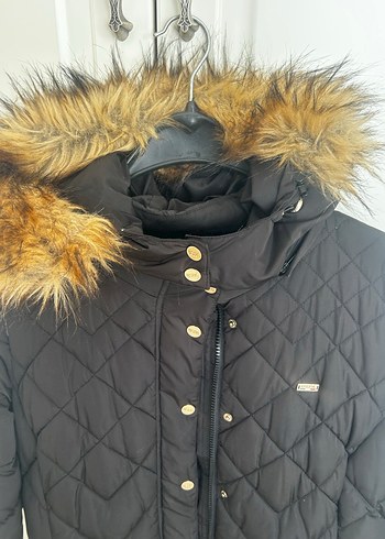 Kürklü kapşonlu Siyah Kadın Kışlık Mont 44 beden uspa - Görsel 3