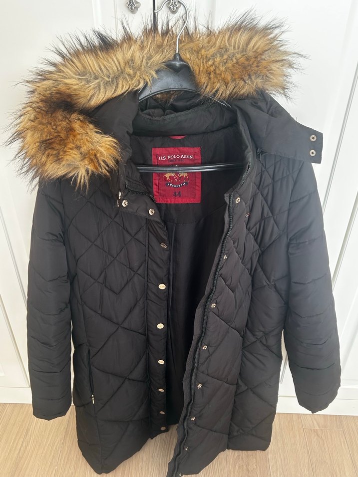 Kürklü kapşonlu Siyah Kadın Kışlık Mont 44 beden uspa - Görsel 2