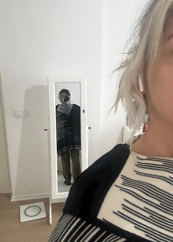 Uzun Siyah beyaz Desenli Kadın yün Panço standart - Görsel 5