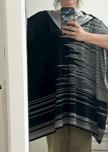 Uzun Siyah beyaz Desenli Kadın yün Panço standart - Görsel 4