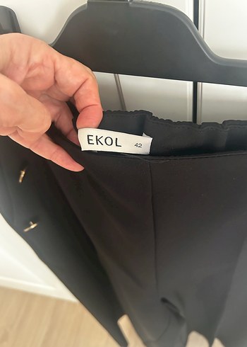 Ekol Kadın Siyah Bol Kesim Midi Kumaş Pantolon 44 beden - Görsel 3