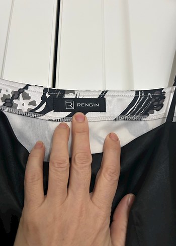 Boncuk Detaylı Siyah Beyaz Desenli abiye kokteyl  Kadın Elbise - Görsel 3