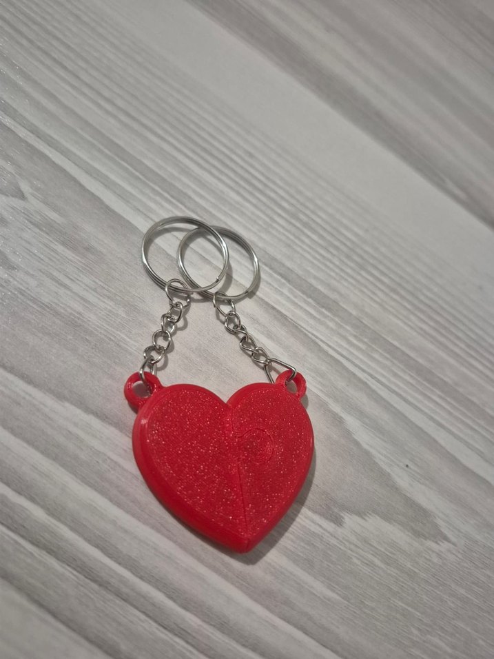 Çiftler İçin Birbirini Tamamlayan Kalpli Anahtarlık - Görsel 2