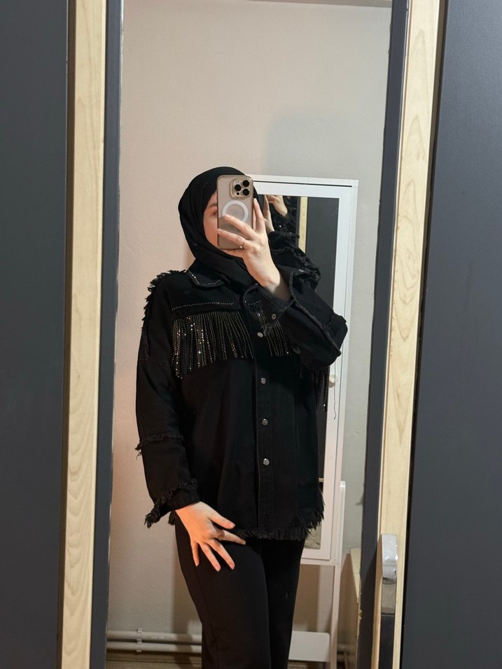 Püsküllü Siyah Uzun Kadın Ceket - Görsel 3