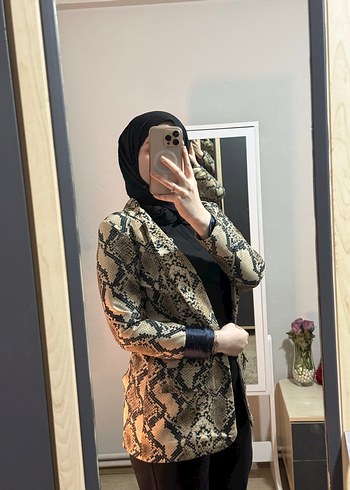 Yılan Desenli Uzun Kesim Kadın Blazer - Görsel 2