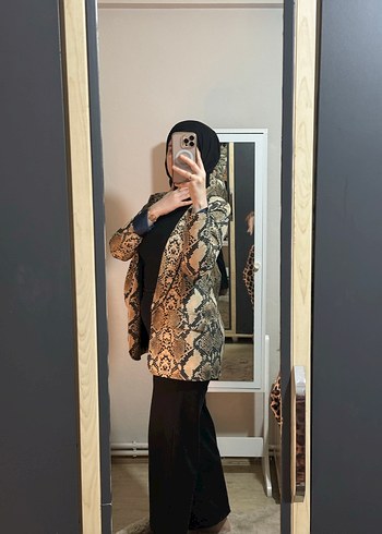 Yılan Desenli Uzun Kesim Kadın Blazer - Görsel 5