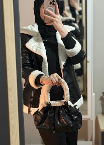 Siyah Deri Kürklü Kadın Kış Ceketi çanta beraber takım - Görsel 3